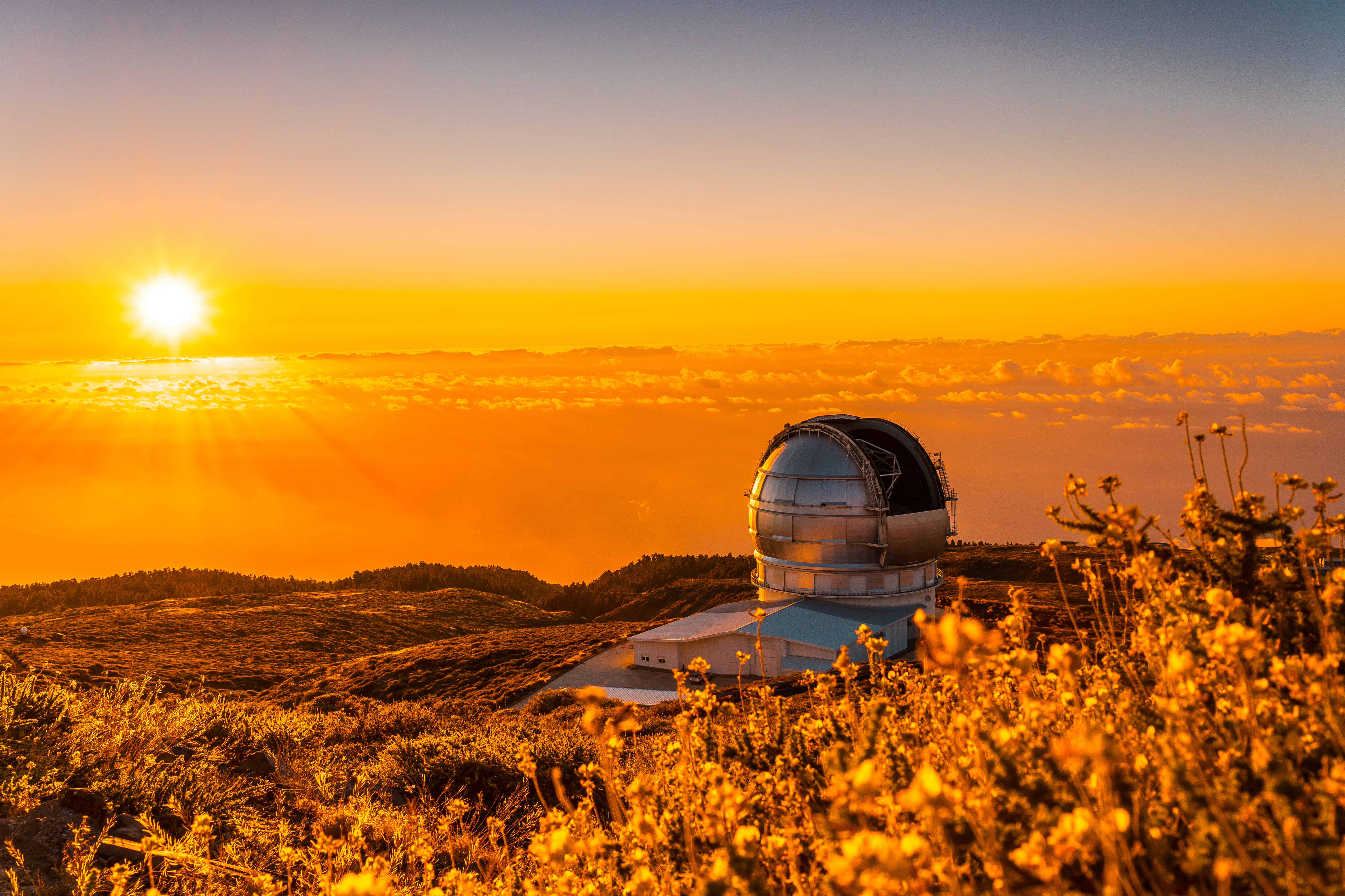 Roque de los Muchachos Observatorium Sonnenuntergang La Palma